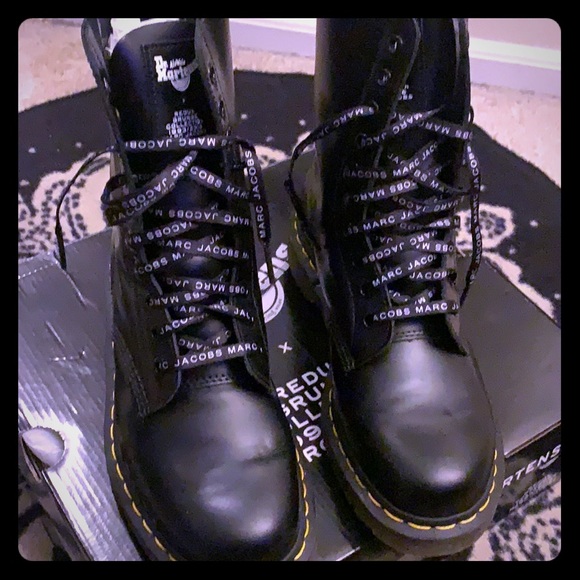 dr martens grunge